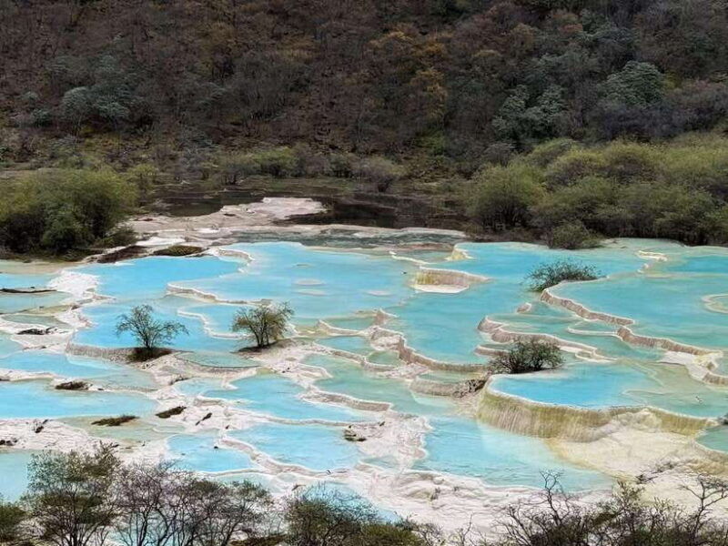 3-day-jiuzhaigou-and-huanglong-highlights-tour-by-fast-train