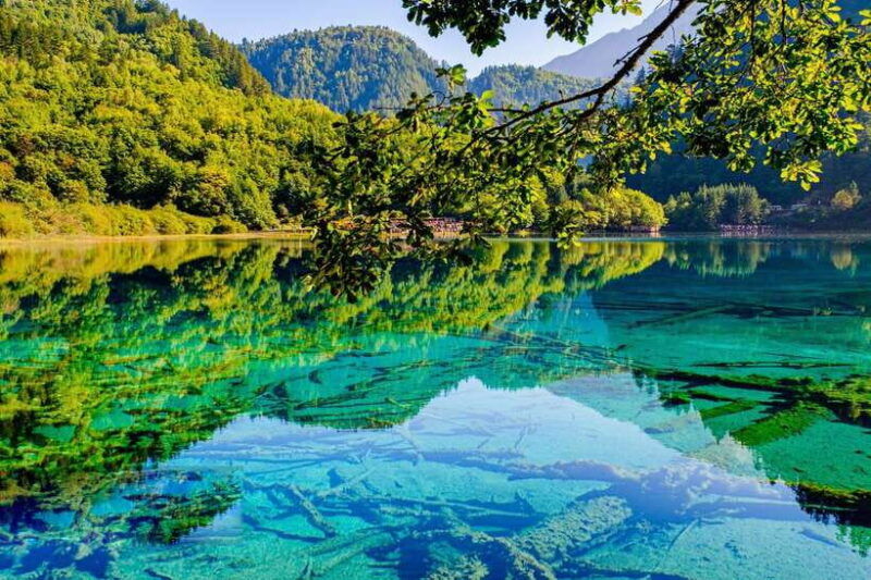 3-day-jiuzhaigou-and-huanglong-highlights-tour-by-fast-train