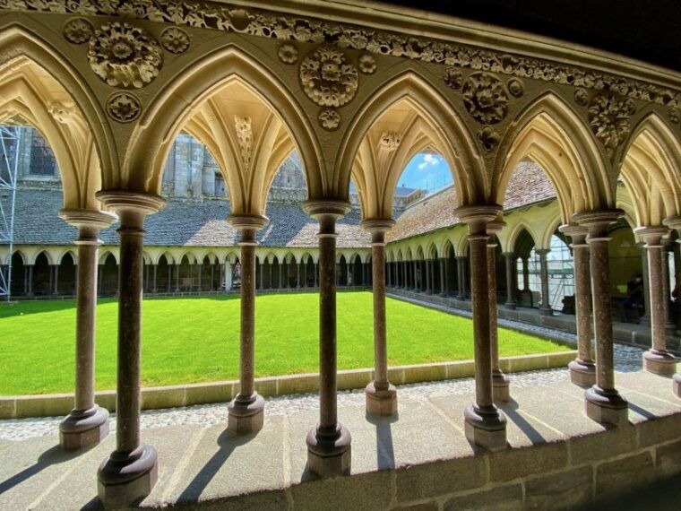 3-day-private-normandy-d-day-m-st-michel-3-loire-castles