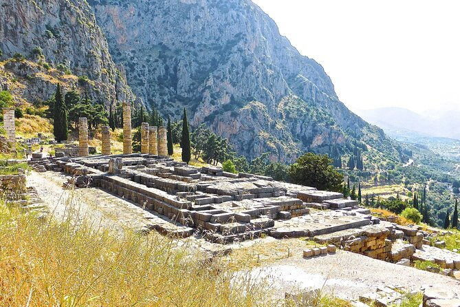 3-day-private-tour-in-olympia-delphi-monasteries-of-meteora-2