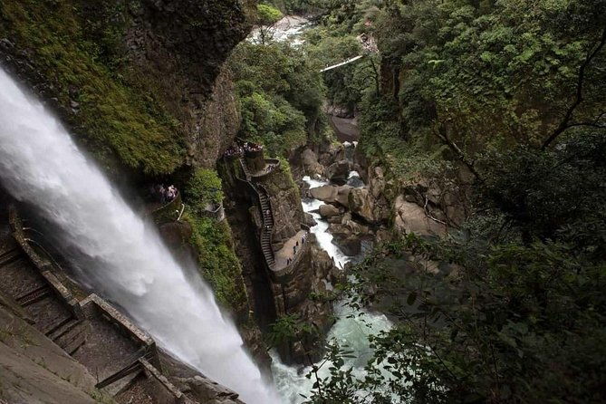 3-day-private-tour-to-cotopaxi-volcano-quilotoa-lagoon-banos