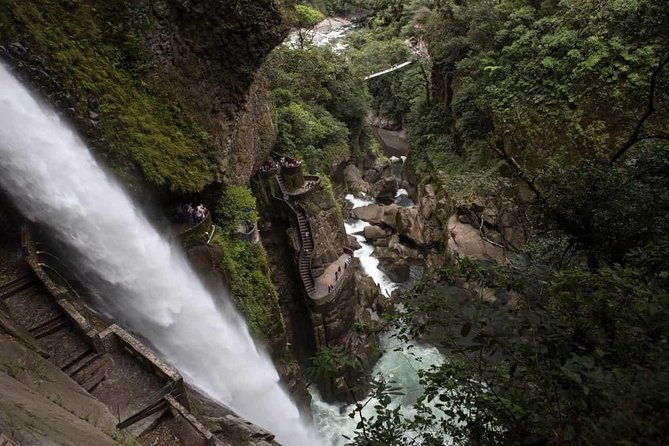 3-day-private-tour-to-quilotoa-lagoon-banos-de-agua-santa