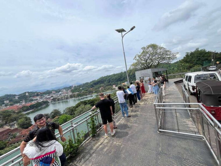 3-day-sri-lanka-tour-kandy-nuwara-eliya-ella-yala-safari