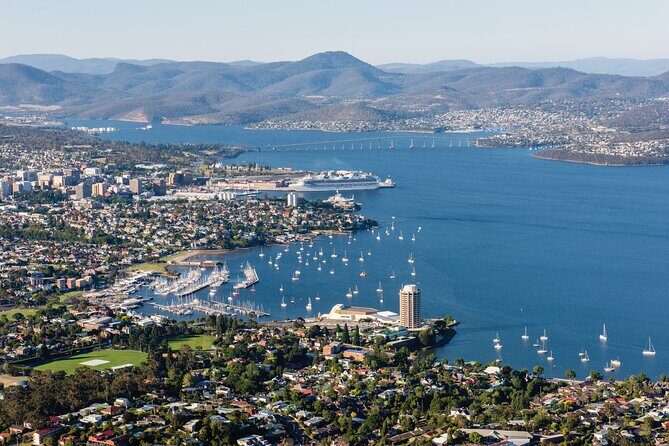 3 Day Tassie Tour Bundle Hobart, Wineglass Bay and Bruny Island - Key Points