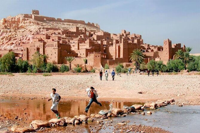 3-Day Tour from Marrakech to Merzouga Desert - Transportation and Group Size