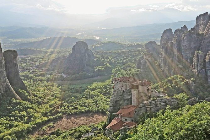 3-day-trip-to-delphi-and-meteora-from-athens