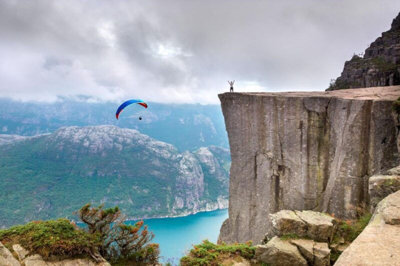 3-days-bergen-naeroyfjord-hardanger-preikstolen-or-trolltunga