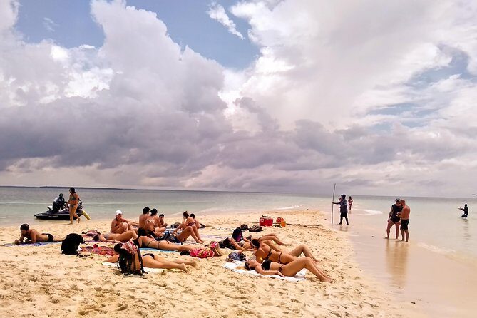 3 days full Zanzibar Experience. Top 6 tours in three days - Exploring Stone Town: A Cultural and Historical Gem