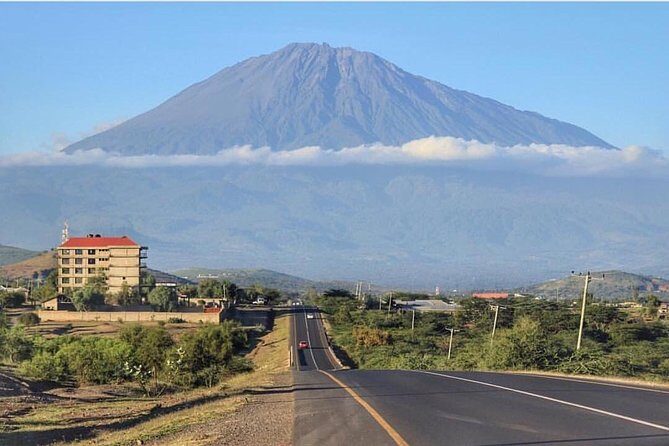 3 days hiking adventure on Mount Meru - In-Depth Look at the 3-Day Mount Meru Hike