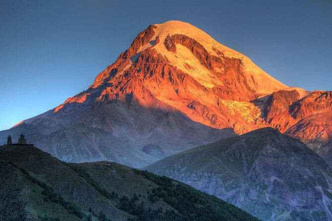 3-days-holiday-package-in-georgia-kazbegi