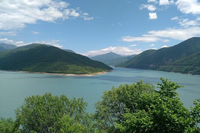 3-days-holiday-package-in-georgia-kazbegi