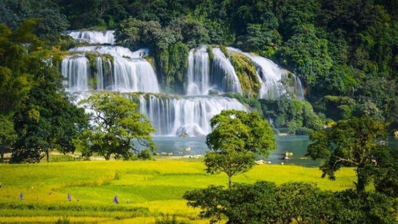 3-days-motorbike-cao-bang-ban-gioc-cheers-tour