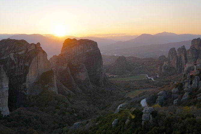 3-days-private-tour-delphi-meteora