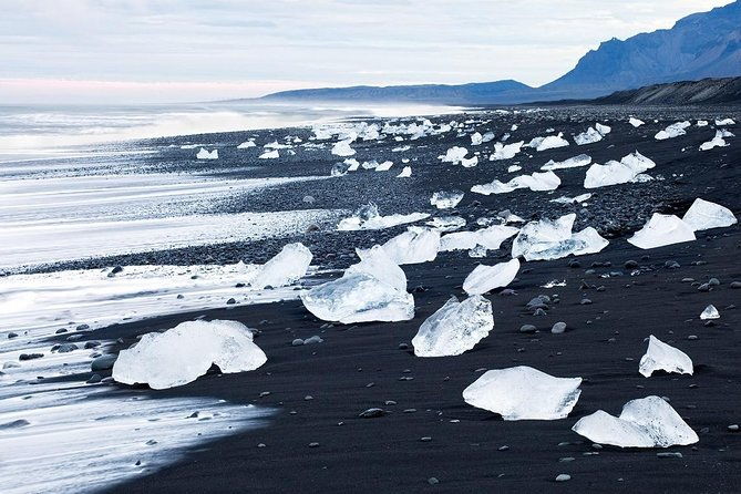 3-days-tour-golden-circle-southcoast-jokulsarlon-glacier-lagoon