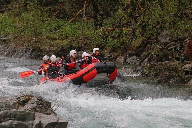 3-Hour Adrenaline Rafting on the Lima River in Bagni di Lucca - What to Expect from the Rafting Experience