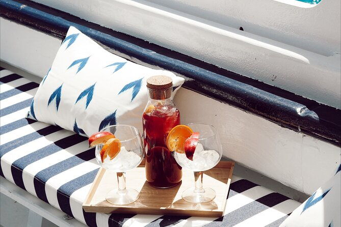 3-hour-boat-trip-at-sunset-in-the-bay-of-palma