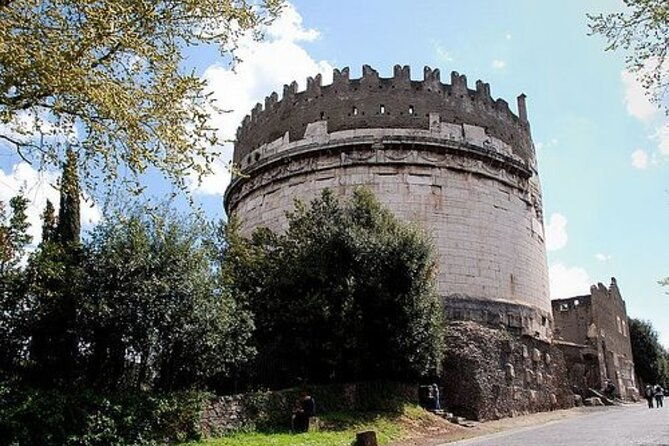 3-hour-catacumbs-and-appian-way-park-guided-tour-in-golf-car-pickup