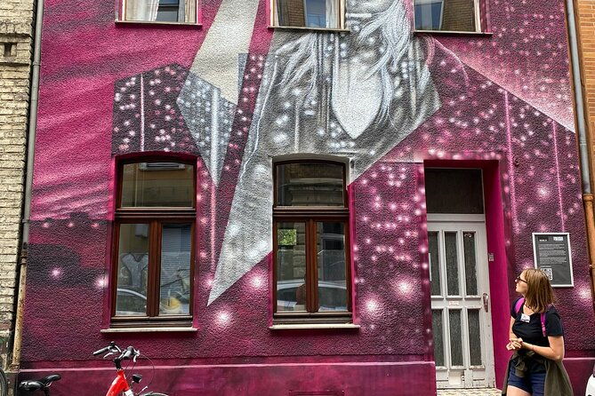 3-hour-cologne-street-art-bike-tour-in-small-group-with-guide-4