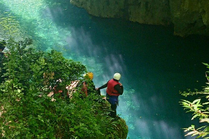 3-hour-guided-canyoning-in-the-cocciglia-gorges
