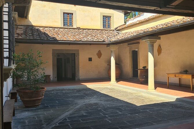 3-hour-horse-ride-to-a-castle-for-wine-tasting-and-snack-lunch