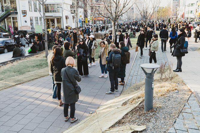 3-Hour Jongno Night Food Tour: Gwangjang Market & Ikseondong - Why This Tour Is Worth Considering