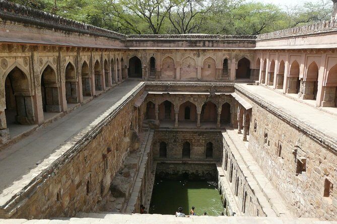 3-Hour Mehrauli Archaeological Park Ruins Walking Tour Delhi - What’s Included and What’s Not