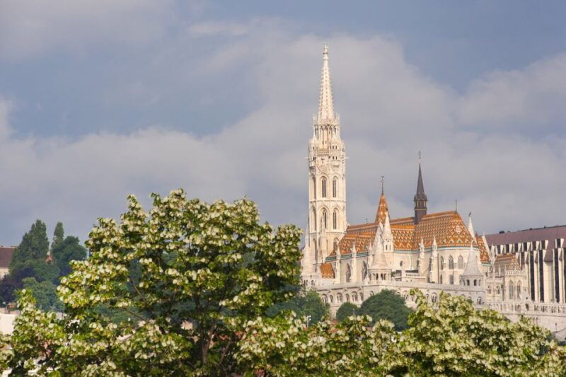 3-hour-orientation-walking-tour-of-buda-and-pest