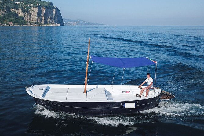 3-hour-private-boat-tour-of-capri-with-a-swim-stop-2