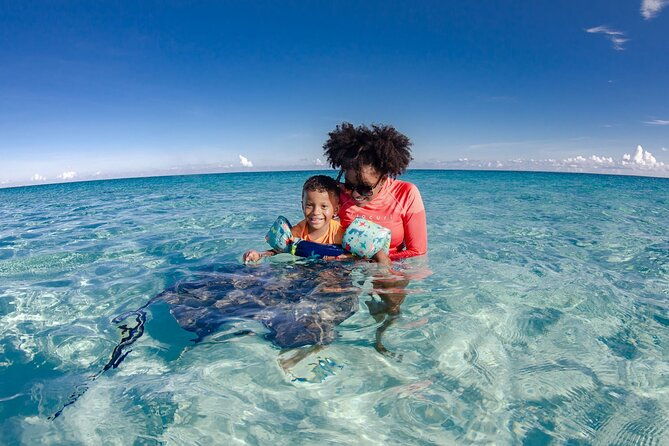 3-hour-private-charter-on-stingray-city-with-snorkeling