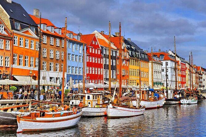 3-Hour Private City Walking Tour with a Canal Tour ticket - An In-Depth Look at the Tour Itinerary