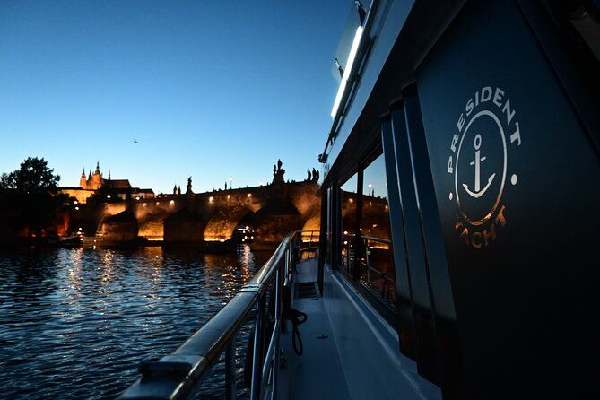 3-hour-private-cruise-in-prague-for-10-people