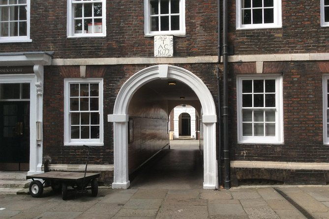 3-hour-private-downton-abbey-london-locations-walking-tour