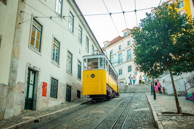 3-hour-private-guided-walking-tour-of-lisbon