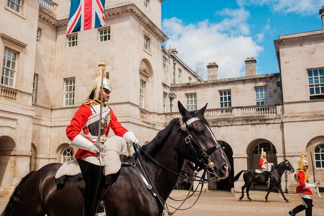 3-hour-private-guided-walking-tour-of-london-4