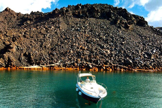 3-hour-private-sailing-and-snorkeling-adventure-from-fira