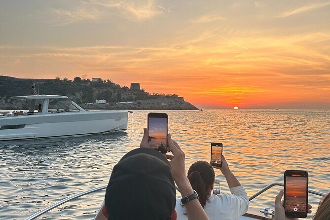 3-Hour Private Sunset Boat Tour in Sorrento - Authentic Experiences and Reviews