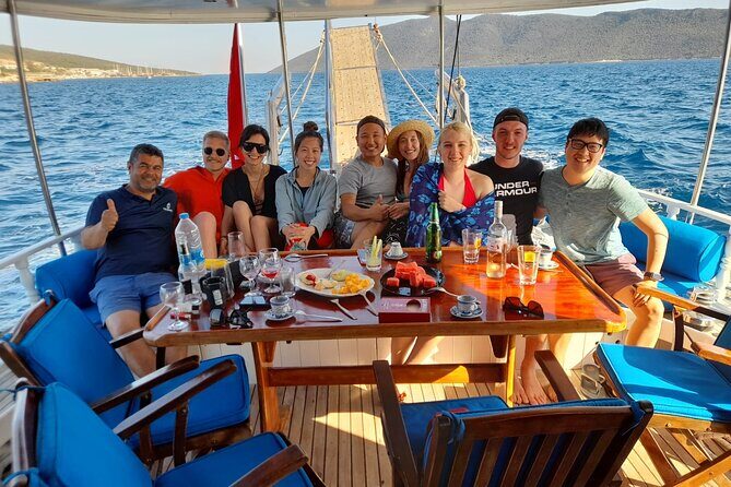 3-Hour Private Sunset Boat Tour With Dinner in Bodrum - The Sum Up