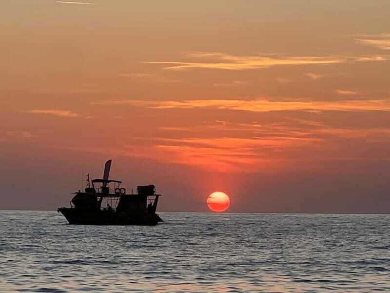 3-Hour Private Sunset Snorkel Boat for Large Groups - A Deep Dive into the Experience