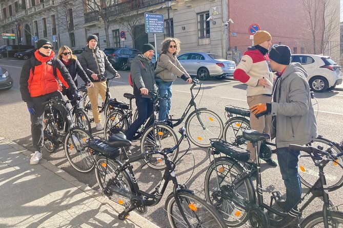3-hour-private-tour-of-madrid-by-bike