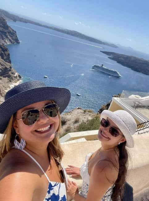 3-Hour Santorini Highlights & Oia Tour for Cruise Passengers - The Sum Up