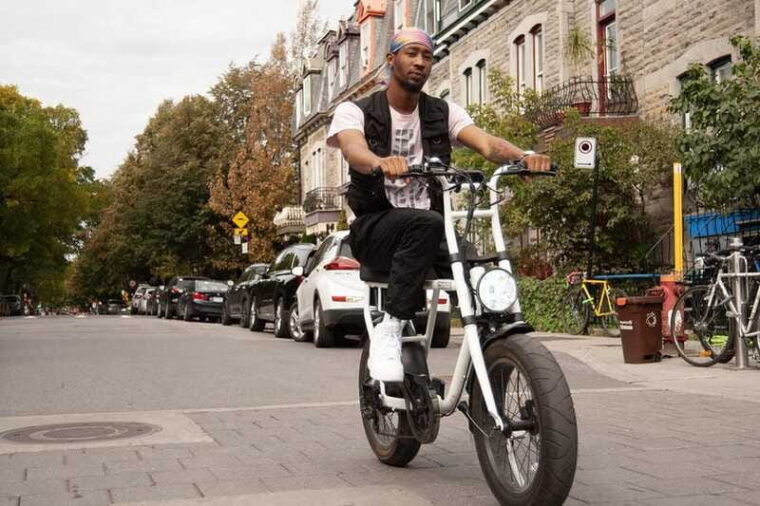3-hour-scooter-sightseeing-in-montreal