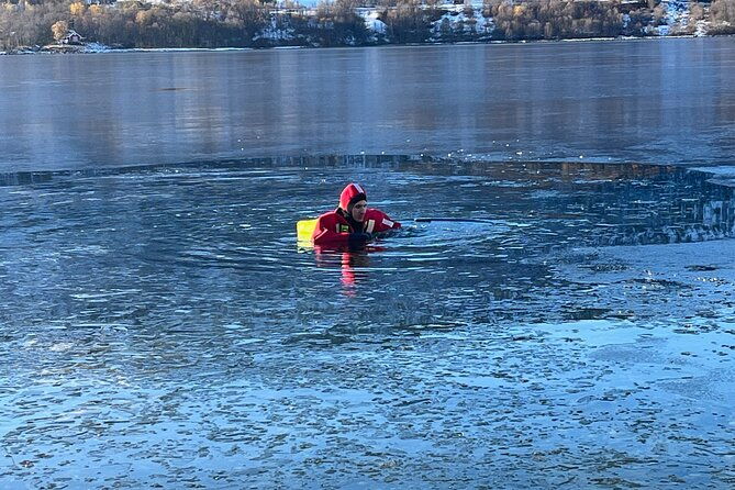 3-hour-shared-arctic-morning-floating-experience-in-norway