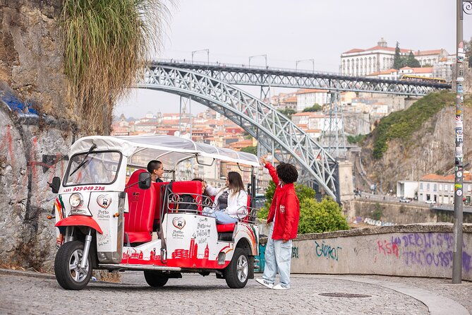 3-hour-tuk-tuk-tour-in-porto