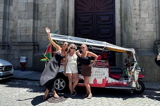3-hour-tuk-tuk-tour-in-porto