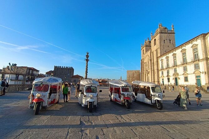 3-hour-tuk-tuk-tour-in-porto