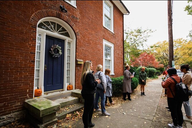 3-hour-walking-food-haunted-history-tour-in-lexington