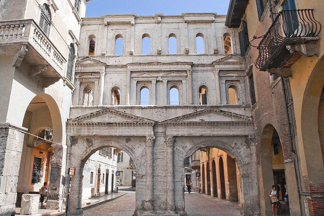 3-hour-walking-tour-of-verona-and-arena