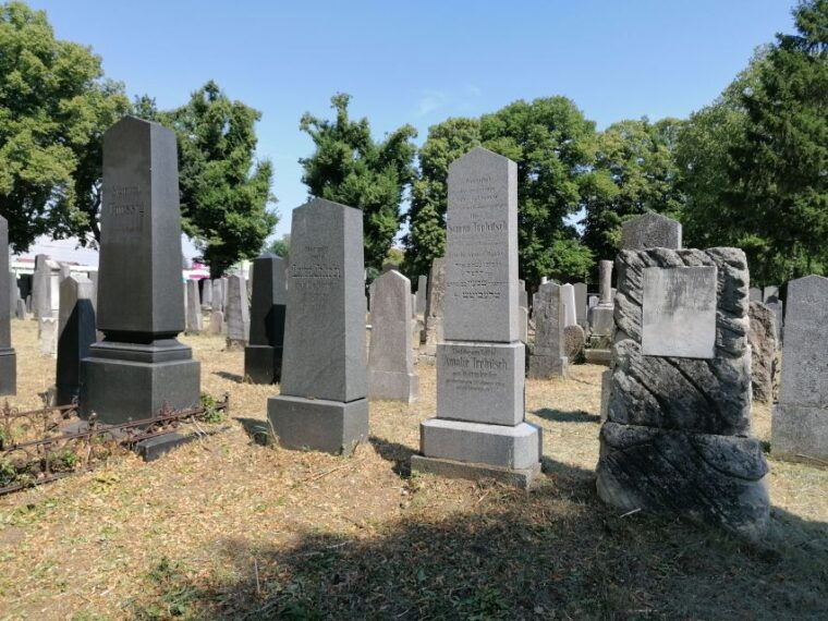 3-hour-walking-tour-of-vienna-central-cemetery