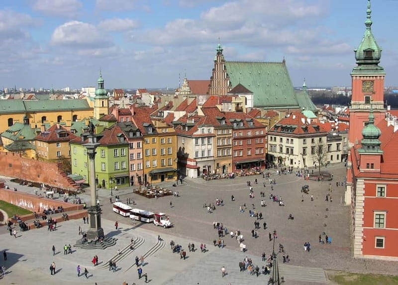 3 hour: Warsaw Old Town with Royal Castle /inc. Pick-up/ - First Impressions: What to Expect from the Tour