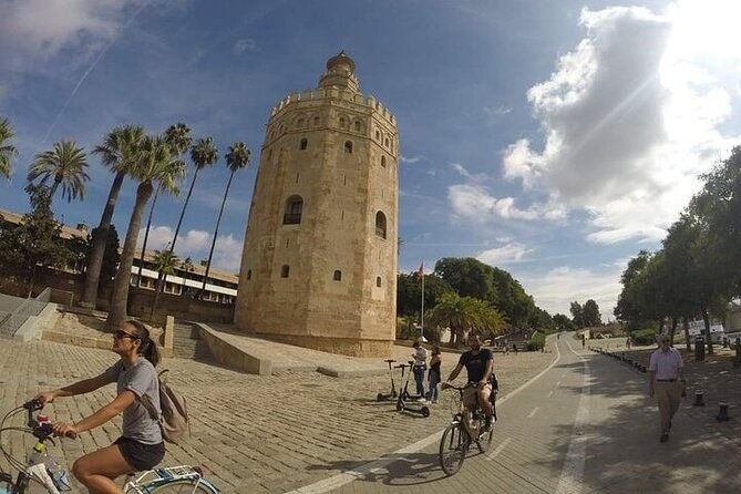 3-hours-bike-tour-all-over-sevilla-2